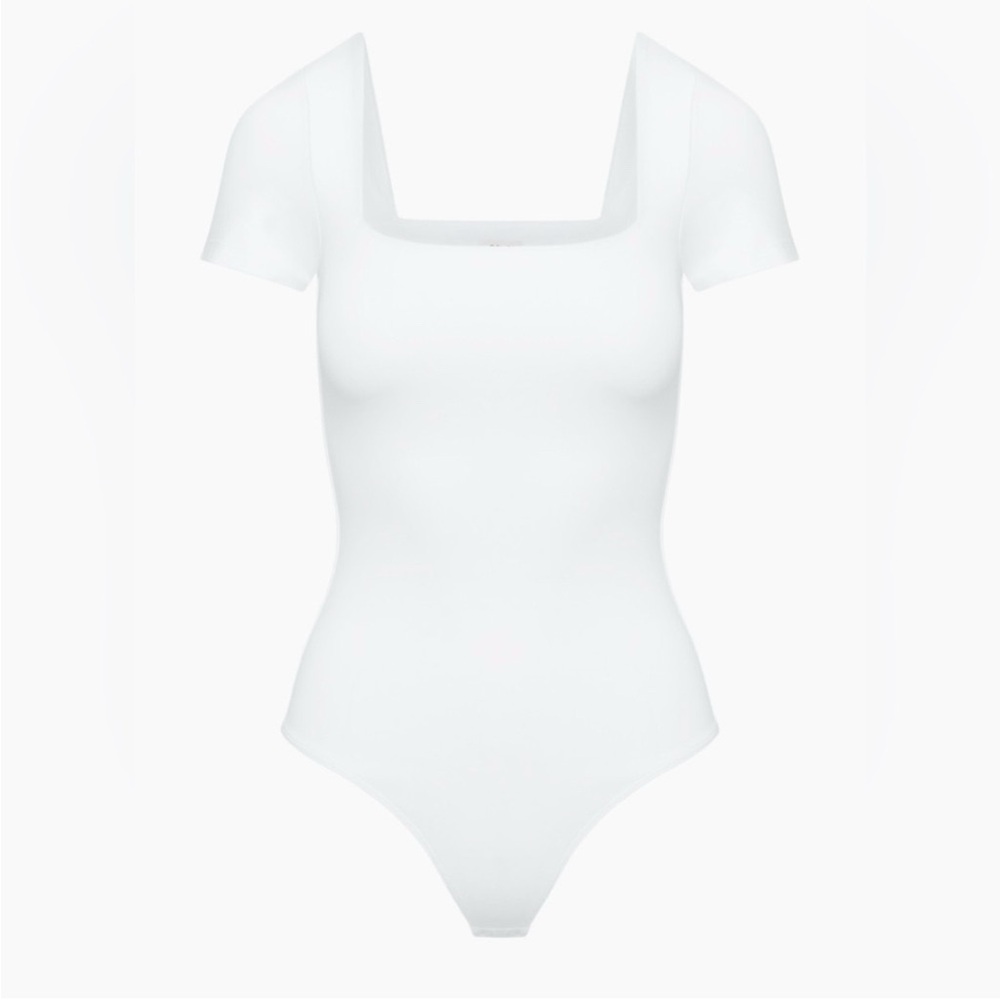 nwot Babaton contour squareneck short sleeve bodysuit S
